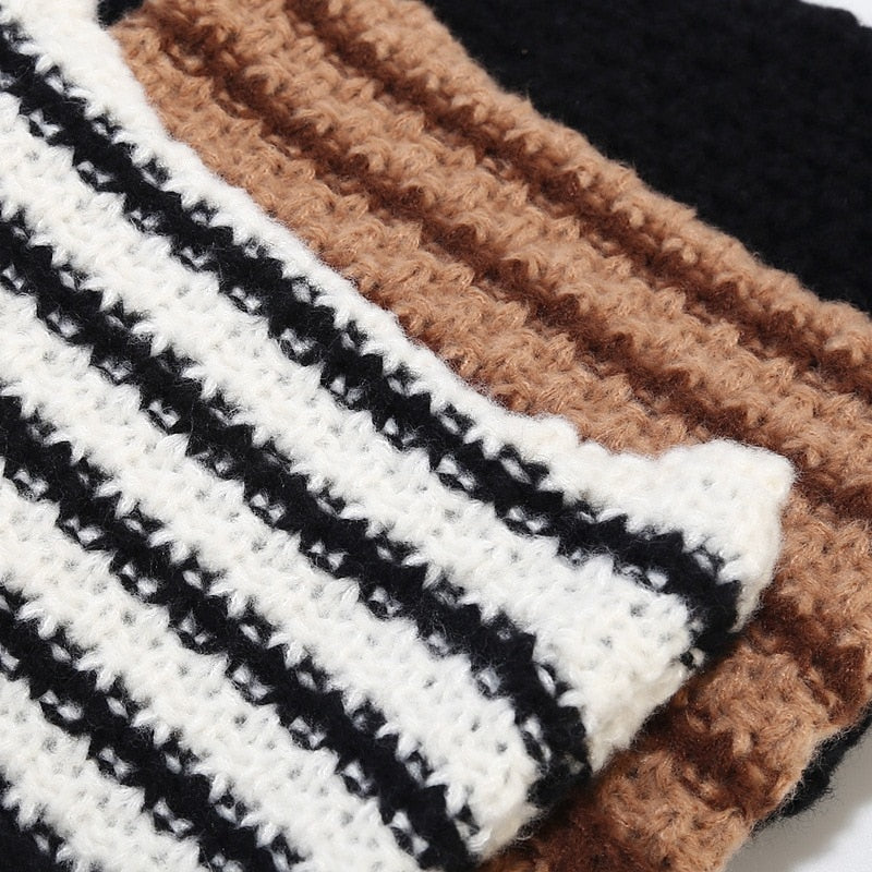 Inthesa™ Striped Knitted Beanie